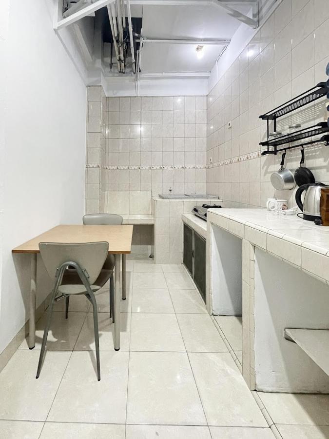 A Pousada Kos Awany Coliving Jacarta Exterior foto