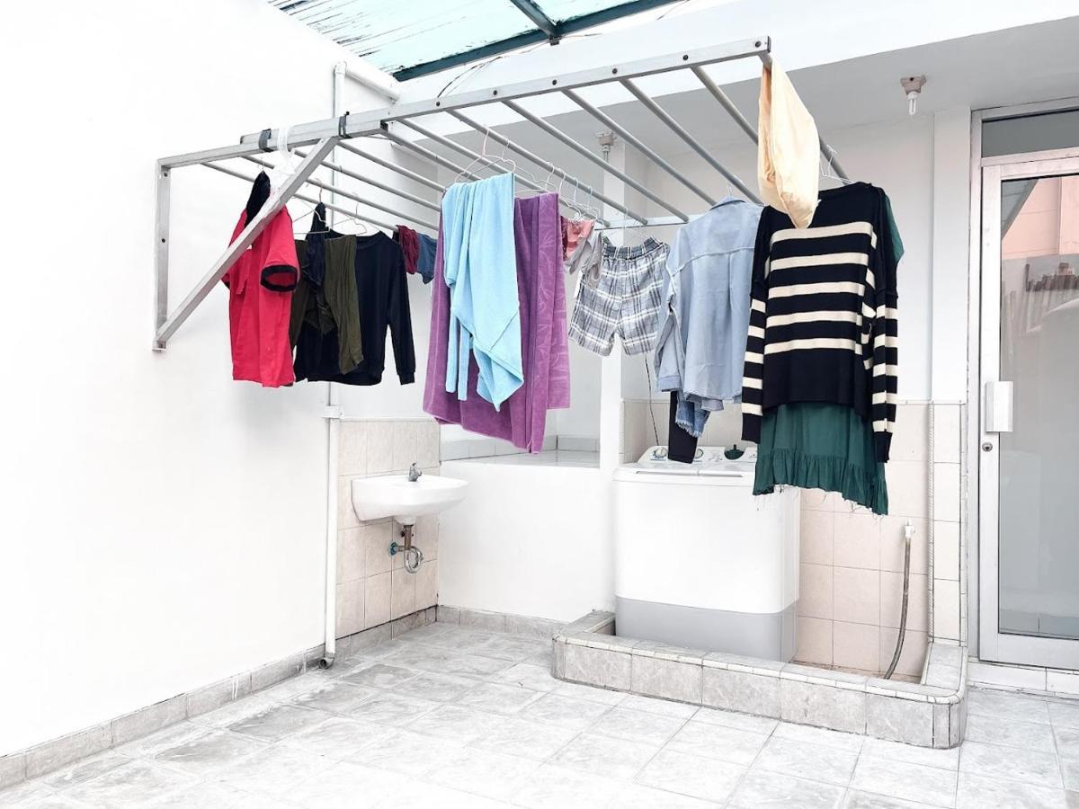 A Pousada Kos Awany Coliving Jacarta Exterior foto
