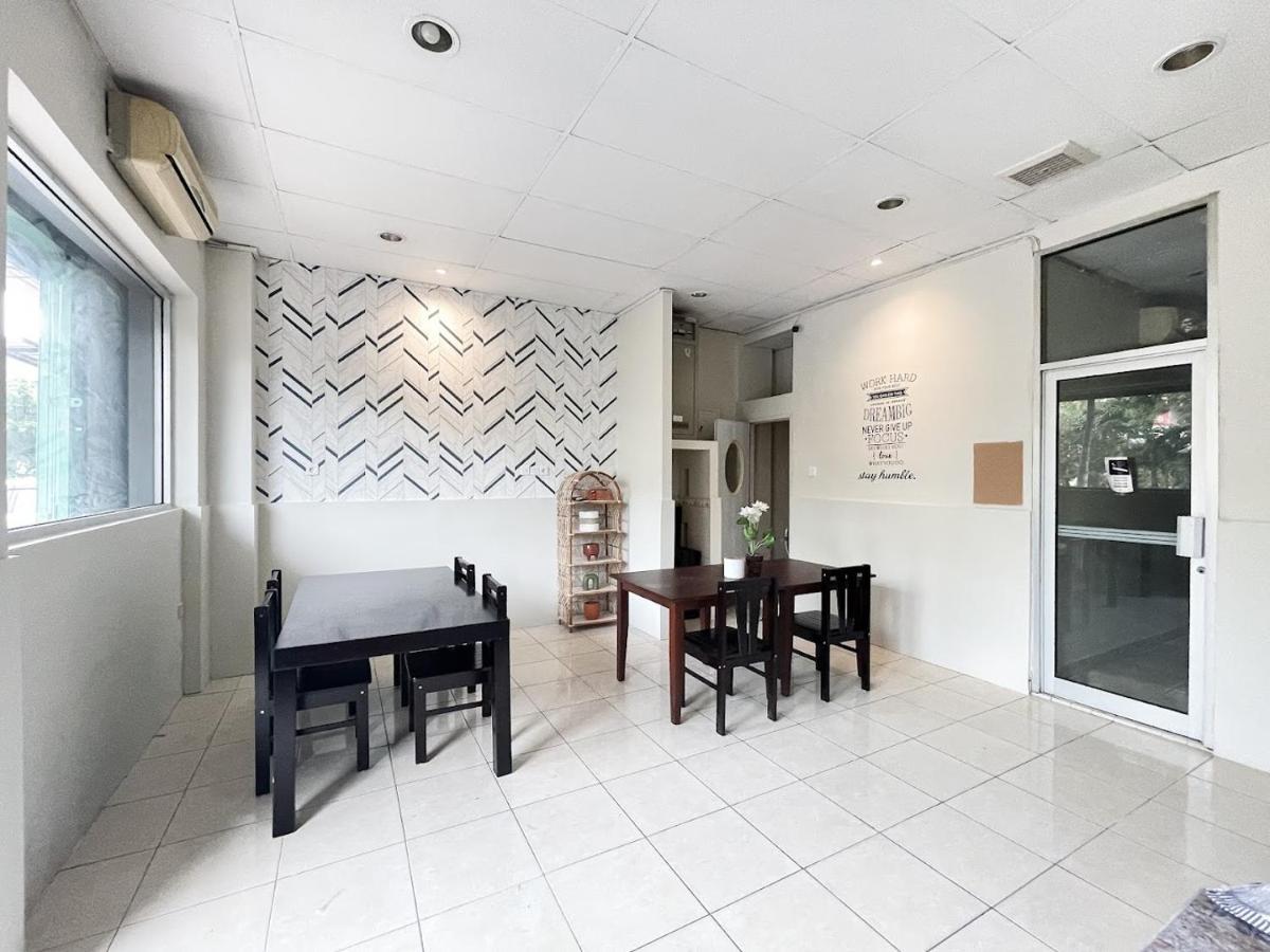A Pousada Kos Awany Coliving Jacarta Exterior foto