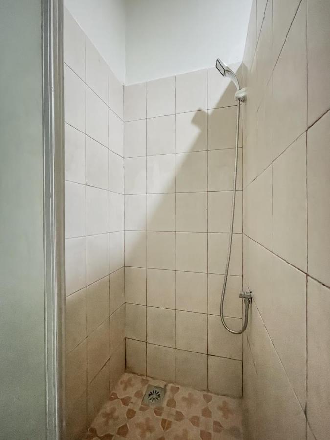 A Pousada Kos Awany Coliving Jacarta Exterior foto