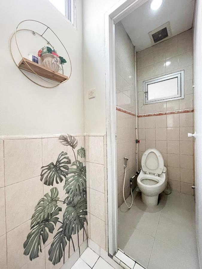 A Pousada Kos Awany Coliving Jacarta Exterior foto